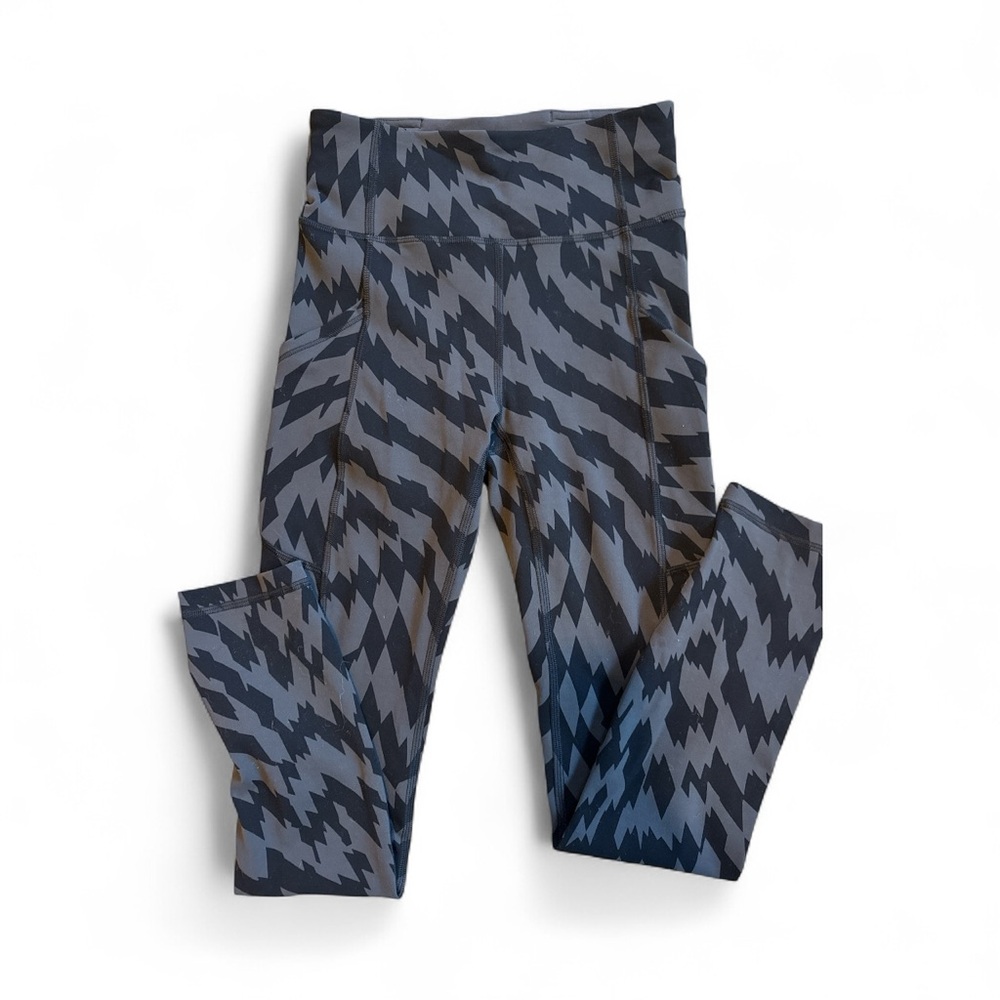 Lululemon Black and Gray Zigzag Leggings